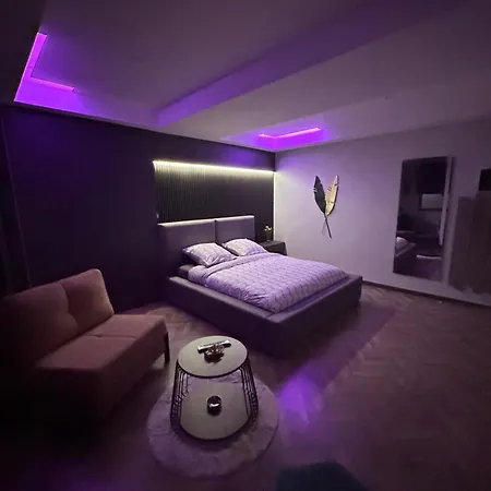 Deluxe Apartment Tirana